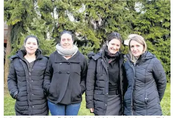  ?? ©LPB / P.Choisnet ?? Nadège, Angélique, Nolwen et Élodie (de gauche à droite) cherchent un local pour accueillir les cours de portugais pour enfants et adultes.