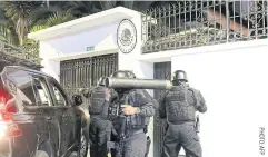  ?? ?? ‘FLAGRANT VIOLATION’: Ecuadorian police special forces attempt to enter the Mexican embassy in Quito to arrest Ecuador’s former vice president Jorge Glas.