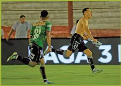  ?? FOTOBAIRES ?? GRITO PELADO. Chacana, tucumano, 23 años. Marcó el único gol.
