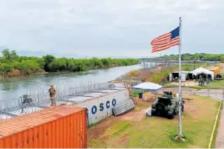  ?? // AFP ?? Vigilancia fronteriza en Eagle Pass (Texas)