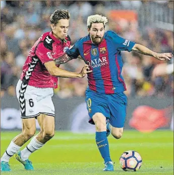  ?? FOTO: PERE PUNTÍ ?? Leo Messi, ante el Alavés en el partido perdido en el Camp Nou en la tercera jornada de la Liga