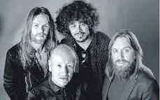  ?? FOTO: VERANSTALT­ER ?? Bringen die Zeiten von Thin Lizzy zurück auf die Bühne: Brian Downey’s Alive and Dangerous spielen im Riffelhof.