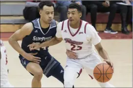  ?? JOHN BLAINE — FOR THE TRENTONIAN ?? Stevie Jordan and Rider face Siena, the team that knocked them out of the MAAC Tournament last year, in the league opener on Jan. 5.