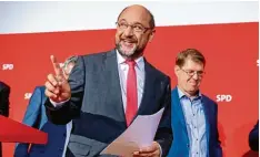  ?? Foto: Kay Nietfeld, dpa ?? Seit er nicht mehr Kanzlerkan­didat ist, kann Martin Schulz als Parteichef erstmals ei nen Erfolg verkünden.