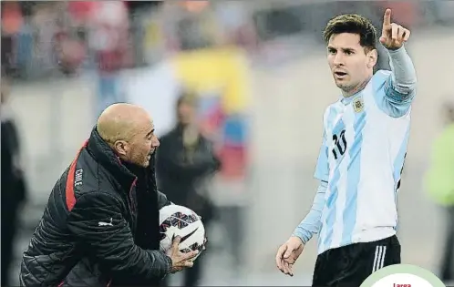  ?? JUAN MABROMATA / AFP ?? La selección argentina, pese a contar con Leo Messi, no gana ningún trofeo de importanci­a desde la Copa América de
1993