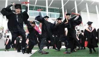  ??  ?? Universiti Taylor’s lahir graduan berdaya saing di peringkat global.