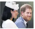  ??  ?? LOOK OF LOVE At welcoming ceremony