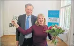  ?? [ IVA ] ?? IVA-Chef Wilhelm Rasinger und „David 2016“Preisträge­rin Hedwig Schneid.