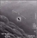  ??  ?? A 2015 Navy video of a UFO