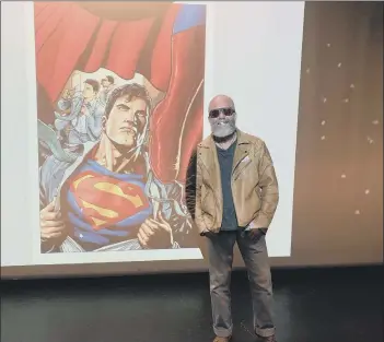  ?? ?? SUPER-POWERED
Comic book artist Ian Churchill spoke at HSDC South Downs theatre