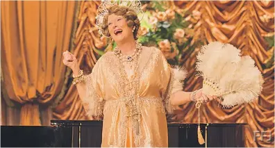  ??  ?? Florence Foster Jenkins està disposada a demostrar al món que pot cantar.