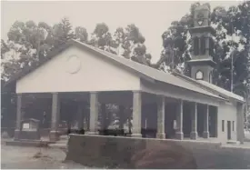  ?? ?? THE first building of the Clare Estate Umgeni Hindu Crematoriu­m, now referred to as hall number 1. The foundation stone was laid by Mohunlal Ramlakan on June 25, 1961.