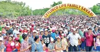  ??  ?? A section of the crowd at Family Savari 11 at Leisure World