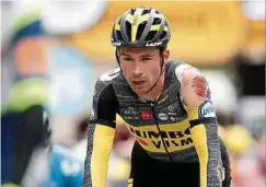  ?? Foto: AFP ?? Primoz Roglic ist nach einem Sturz auf der dritten Etappe schwer gezeichnet.