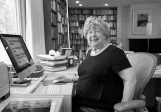  ?? ALAN THOMAS VIA THE NEW YORK TIMES/FILE 2016 ?? Mrs. Perloff made her name as a forceful advocate for experiment­al poetry, reaching back to early 20 thcentury writers including Erza Pound and Gertrude Stein.