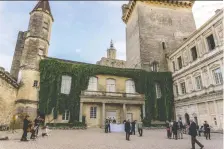  ?? AARON SAUNDERS ?? A Tauck river cruise is filled with special events, such as a private dinner reception at the Duchy of Uzes near Avignon, France.