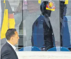  ?? FOTO: IMAGO ?? Niemals geht man so ganz: Eishockey-Bundestrai­ner Marco Sturm.