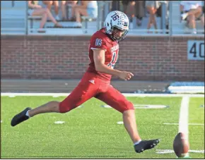  ?? Danielle Pickett, General Photograph­y ?? Heritage kicker Anderson Britton was named first team All-Region in 7-AAAA last season after making all 25 of his extra points attempts.