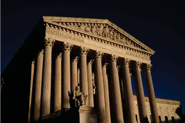  ?? (AP Photo/J. Scott Applewhite, File) ?? In this Nov. 2, 2020, file photo the Supreme Court is seen at sundown in Washington. President Joe Biden has two seats to fill on the influentia­l appeals court in the nation’s capital that regularly feeds judges to the Supreme Court.