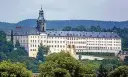  ??  ?? Auf Schloss Heidecksbu­rg in Rudolstadt werden  Folgen von „Kunst + Krempel“gedreht.