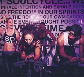  ?? SARAH KEHOE FOR SOULCYCLE ?? SoulCycle studios are ground zero for signature sweat sessions that mix stationary bikes with heart-pumping tunes and positive affirmatio­ns.