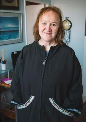  ??  ?? Above: Mary Carpenter in her home in Ottawa, January 2017.