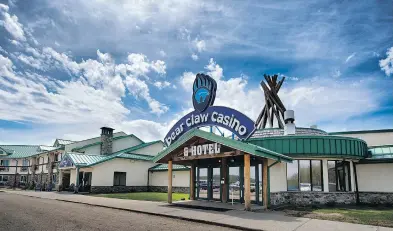  ?? Supplied photoS ?? The Golf Stay and Play Package offered by Bear Claw Casino is a win-win. In addition to enjoying all of the luxurious amenities and gaming fun at Bear Claw, golfers receive discounts at White Bear Lake Golf Course and Golf Kenosee.