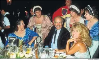  ?? CORDON PRESS ?? Sean Connery y Micheline Roquebrune en una fiesta de cumpleaños en Marbella.