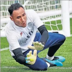  ??  ?? INDISCUTIB­LE. Keylor no tiene rival en la portería del PSG.