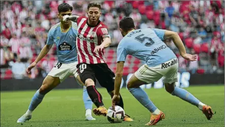  ?? FOTO: JUAN ECHEVERRÍA ?? Iker Muniain jugó un buen partido ante el Celta en su regreso a la titularida­d