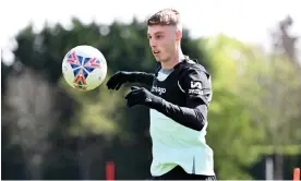  ?? ?? Chelsea’s Cole Palmer will face his former club, Manchester City, in the FA Cup semifinals. Photograph: Darren Walsh/Chelsea FC/Getty Images