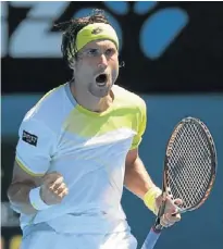  ?? / AP, EFE ?? La gente que grita. Ferrer y Almagro le aseguraron a España un semifinali­sta en el Abierto de Australia.