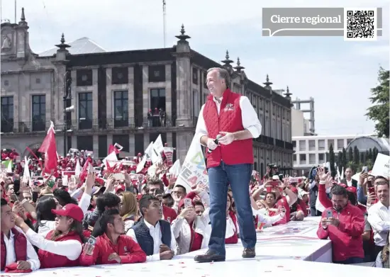  ??  ?? Por séptima vez en el Estado de México, uno de los bastiones del tricolor, pidió que nadie se sorprenda cuando él sea presidente electo el 1 de julio.