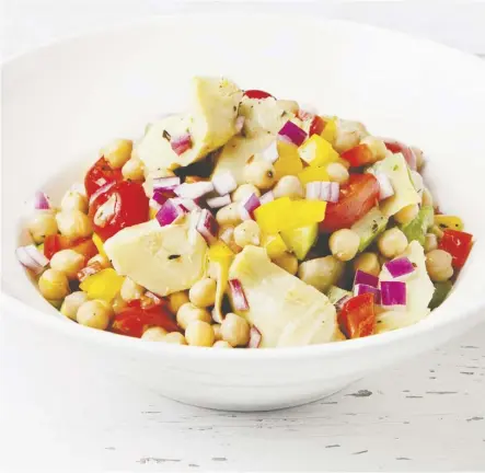  ?? Photos: ATCO Blue Flame Kitchen ?? This colourful chickpea salad is perfect for packing in a cooler.