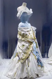  ??  ?? Galliano’s take on the 18th-century Versailles court dress (FW 2004)