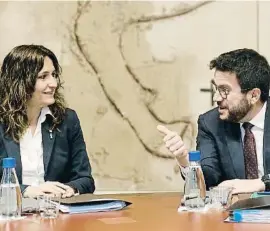  ?? Eldgon á/sh/n t gfg ?? Vilagrà y Aragonès, antes de la reunión del Consell Executiu