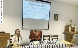  ?? ?? Matea Sesar, asistentic­a Odsjeka za hrvatski jezik i književnos­t FFOS-A