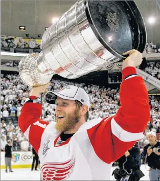  ?? AP PHOTO ?? In 2008, Daniel Cleary became the first Newfoundla­nder to win the Stanley Cup.