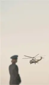  ?? AFP ?? Decollo. Il Marine One parte da Base Andrews ( Maryland) per tornare alla Casa Bianca dopo un tour elettorale