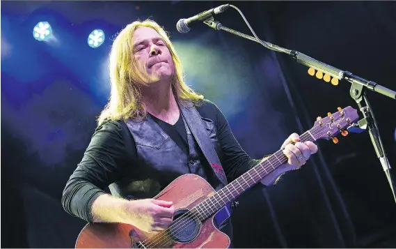  ?? WAYNE CUDDINGTON ?? Alan Doyle feels a sense of gratitude for just about everything, including having been raised in Newfoundla­nd surrounded by music.