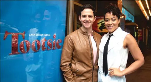  ?? COLIN BOYLE/SUN-TIMES ?? “Tootsie” stars Santino Fontana and Lilli Cooper pose at the Cadillac Palace Theatre, where their musical will have its world premiere Tuesday.