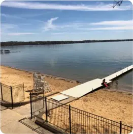  ?? PILOT PHOTO / JAMIE FLEURY ?? Lake Maxinkucke­e located in Culver.