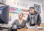  ??  ?? Blanca Navarette and Sarahi Sanchez work at a government office in Ciudad Juárez that helps deported immigrants return home.