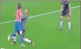  ??  ?? Penalti de Vidal a Filipe.