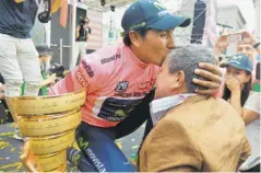  ?? EFE ?? Nairo y su padre, don Luis, tras ganar el Giro 2014.