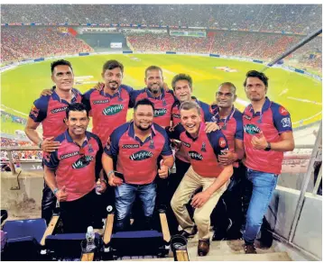  ?? SPECIAL ARRANGEMEN­T ?? Champions reunite:
Indian members from Rajasthan Royals' batch of 2008 — (Top row) Munaf Patel, Siddharth Trivedi, Yusuf Pathan, Mohammad Kaif, Dinesh Salunkhe, (bottom row) Swapnil Asnodkar and Parag More watched the game from the box with team owner Manoj Badale and motivated the team during the IPL 2022 final in Ahmedabad.