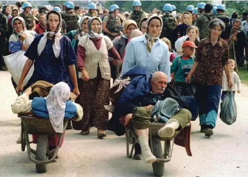  ?? Foto Stringer/Reuters ?? ● Srebrenica, 13. julija 1995