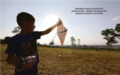  ?? Fábio Alcover ?? Atividade reuniu cerca de 50 participan­tes; objetivo do grupo era apenas se divertir ao ar livre