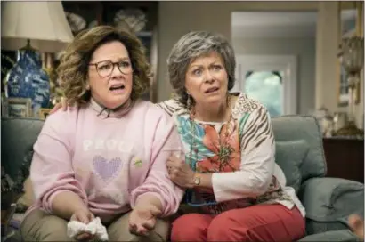  ?? HOPPER STONE/WARNER BROS. PICTURES VIA AP ?? Melissa McCarthy, left, and Jacki Weaver in a scene from “Life of the Party.”