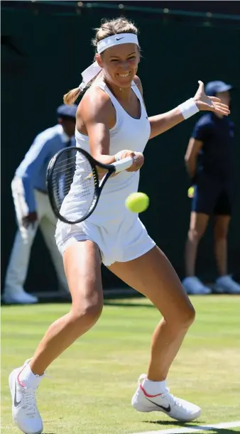  ?? Will Oliver / EPA ?? Victoria Azarenka has brought her son Leo to SW19, where the Belarusian beat Elena Vesnina during a second-round match yesterday in London